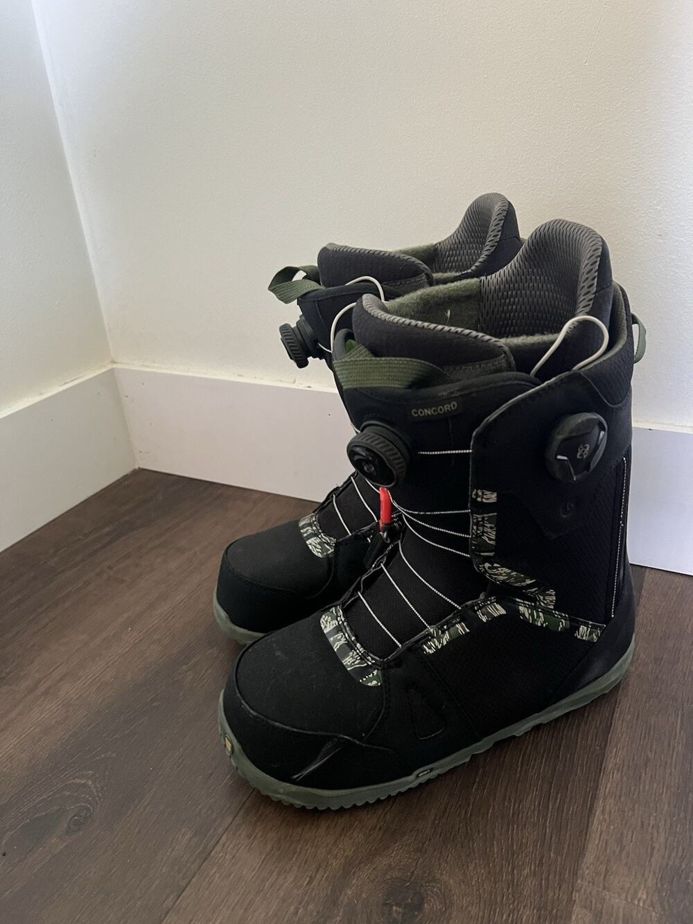 Burton Concord Boa Snowboard Boots Mens 11.5 - AS IS